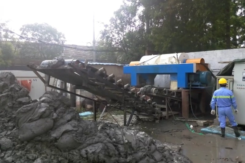 River sludge treatment River sludge treatment