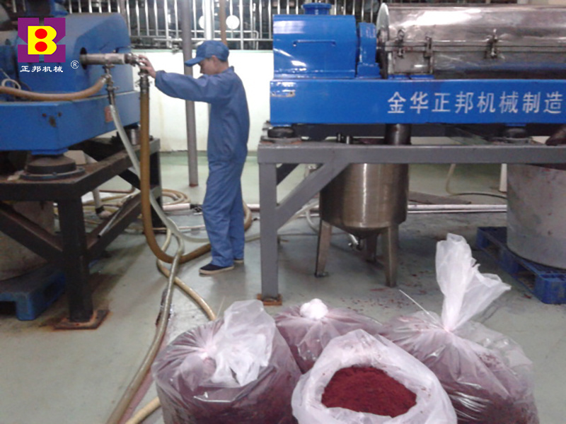 Chinese medicine slag removal