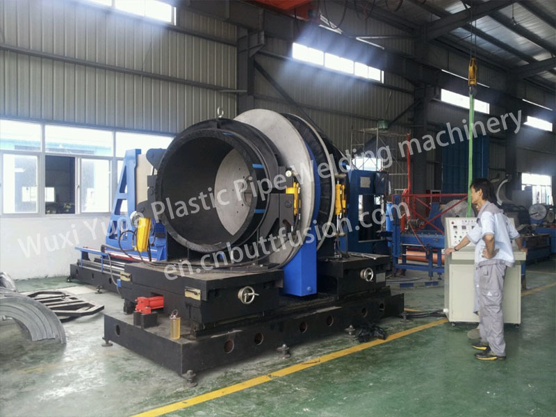1200mm HDPE Pipe Angle Fitting Fusion Welding Machines in Taiwan