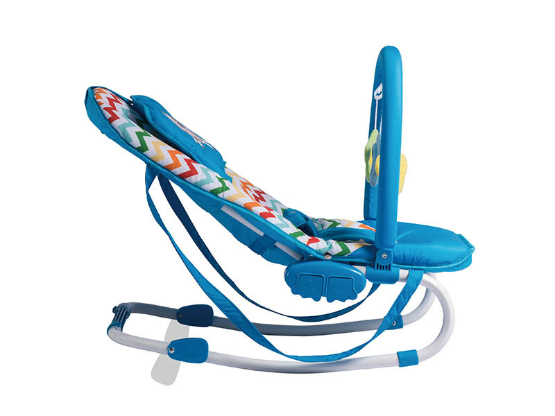 Should you buy a high chair or a children's dining chair? Is it safe? Should you buy a high chair or a children's dining chair? Is it safe?