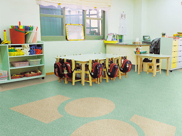 LG幼兒園塑膠地板