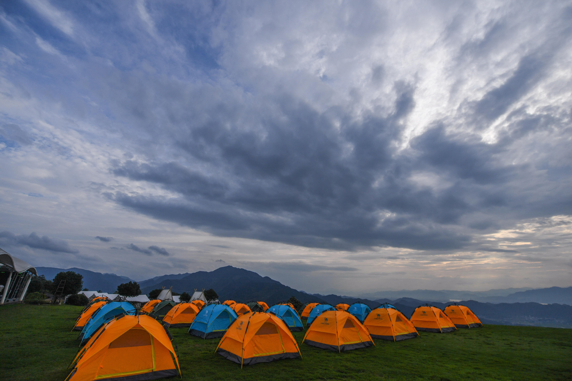 lawn camping