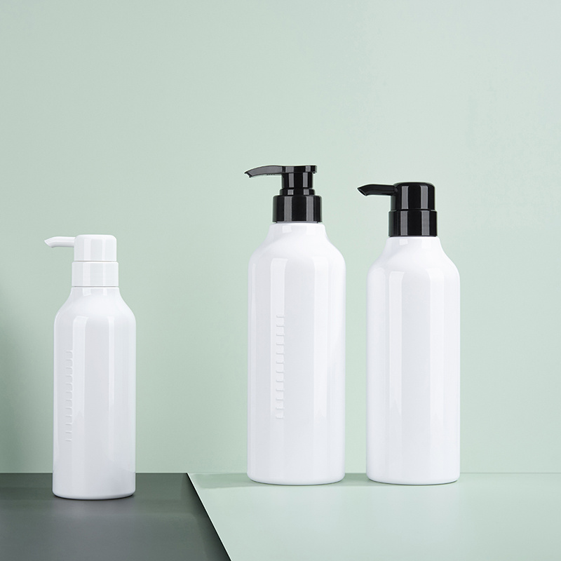 Empty Refillable Plastic Shampoo Bottle with Pump for Shower