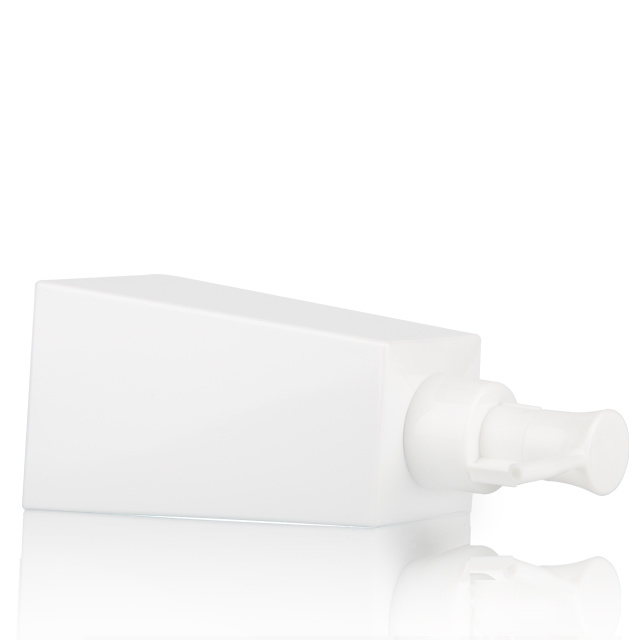 White Color Custom Plastic Bulk Shampoo Bottle Hotel Shampoo