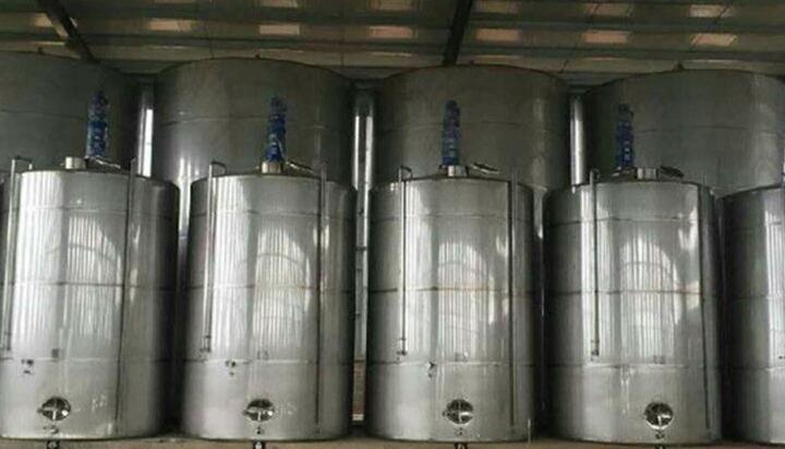 Innovative Solutions: Stainless Steel Water Holding Tanks for Packaging and Printing