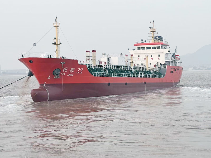 3400T Chemical tanker