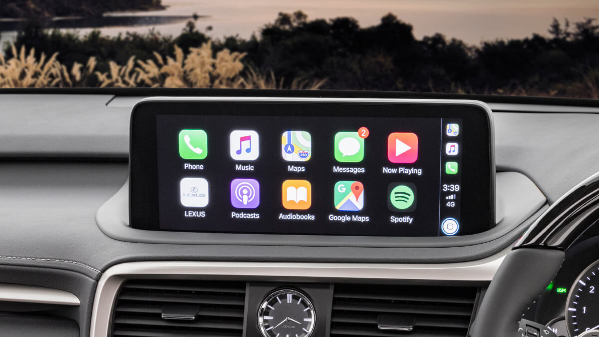 Wired CarPlay vs. wireless - the pros and cons