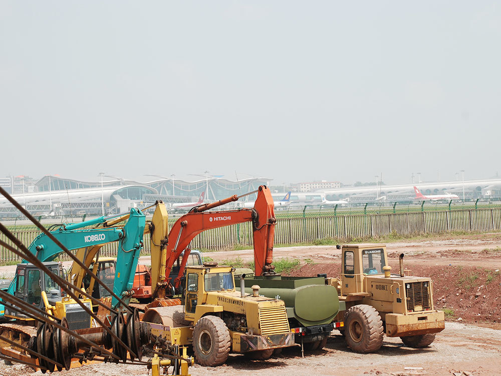 推土機(jī)