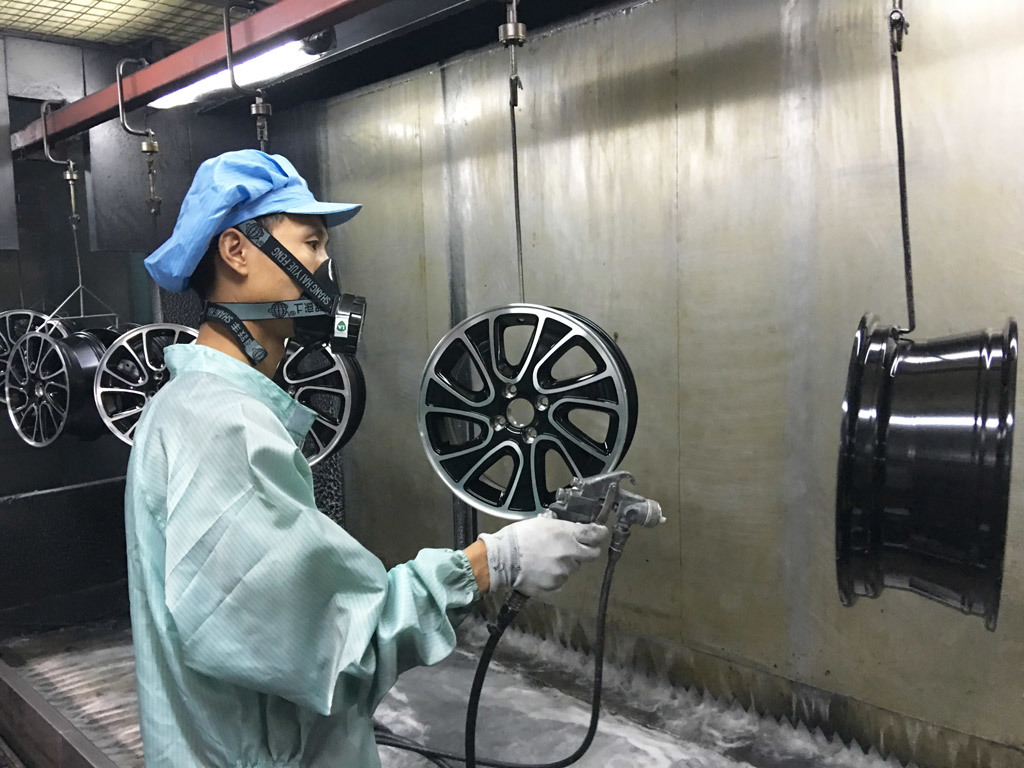 汽车水帘喷漆室