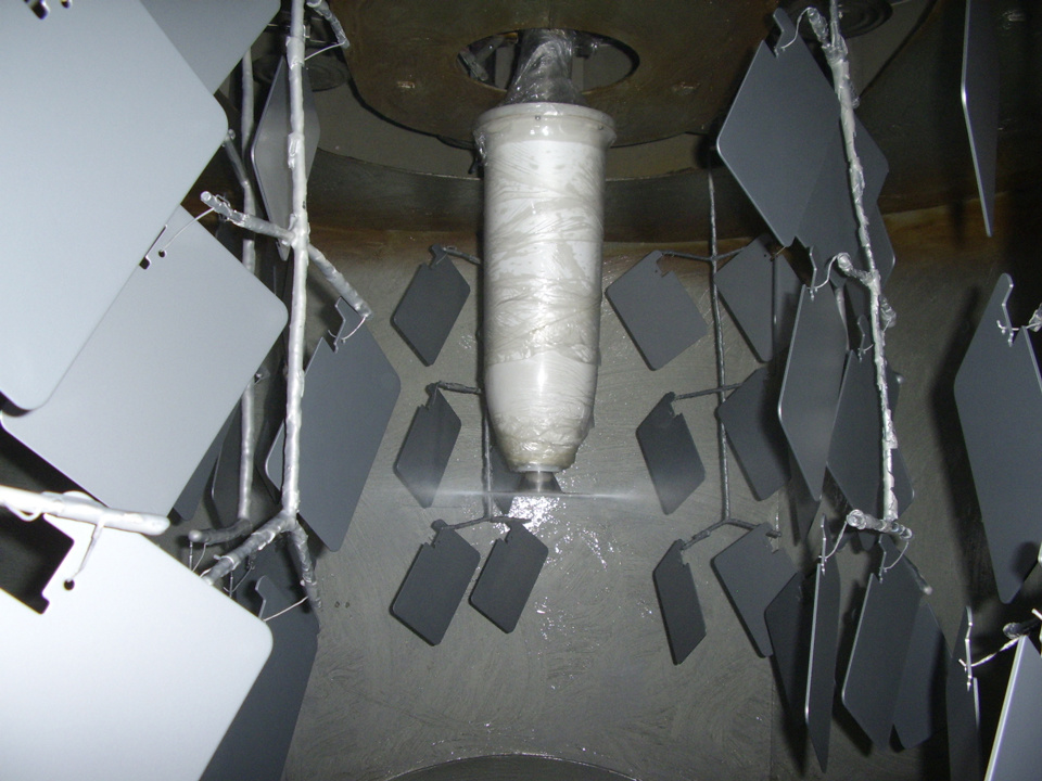 difference between electrostatic spraying and baking
