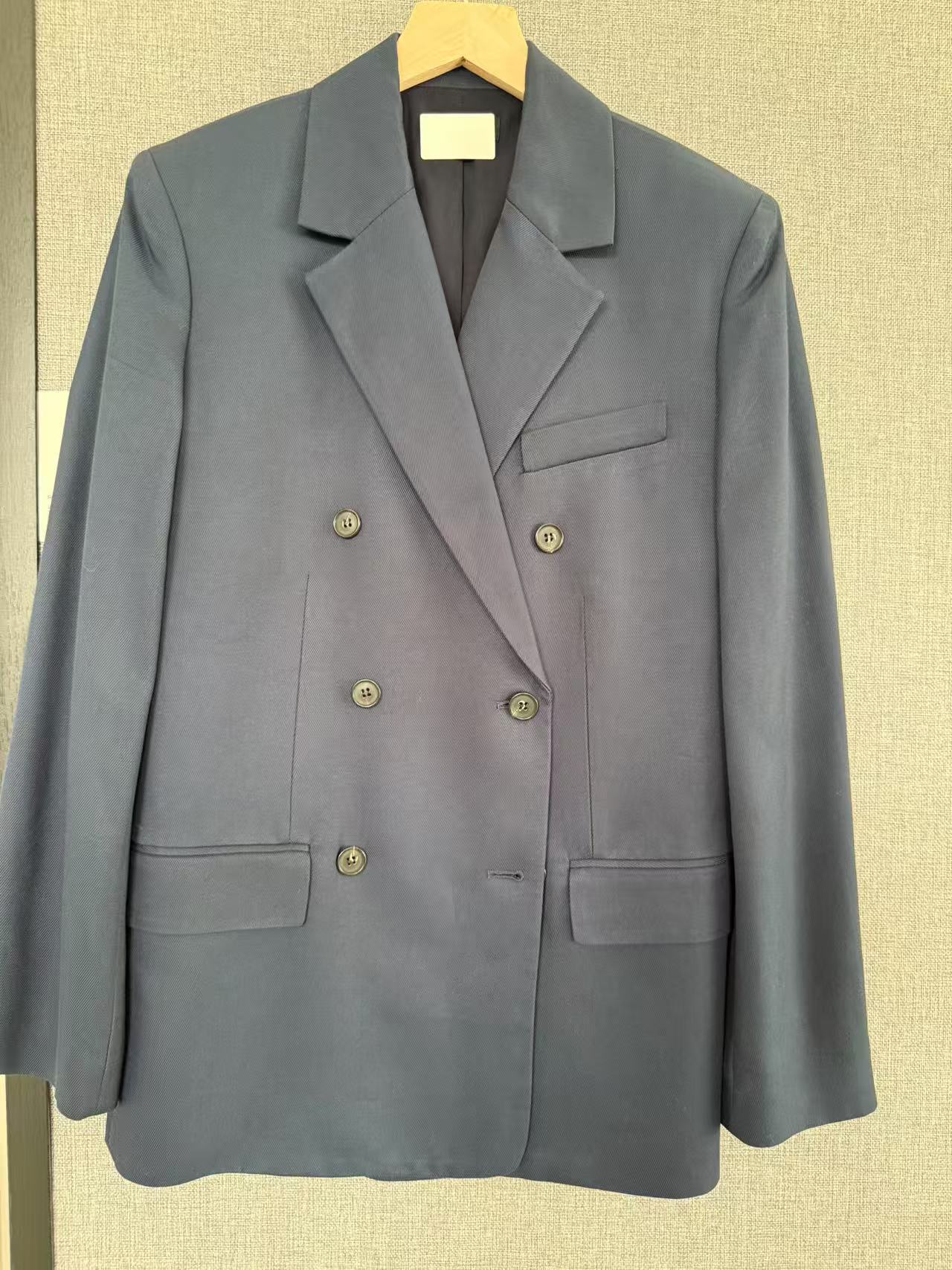 suit