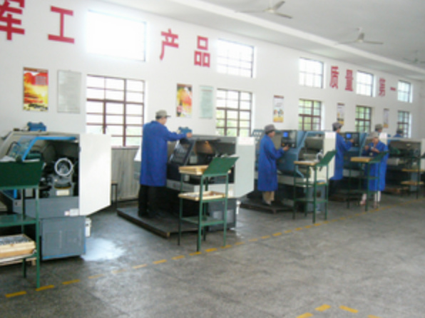 機(jī)加工車間（部分?jǐn)?shù)控車床）