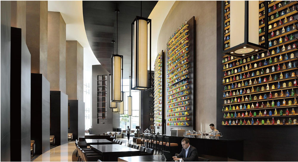 Emirates Park Tower. Jw Marriott Marquis Hotel. Sky Cargo. Dubai Jw