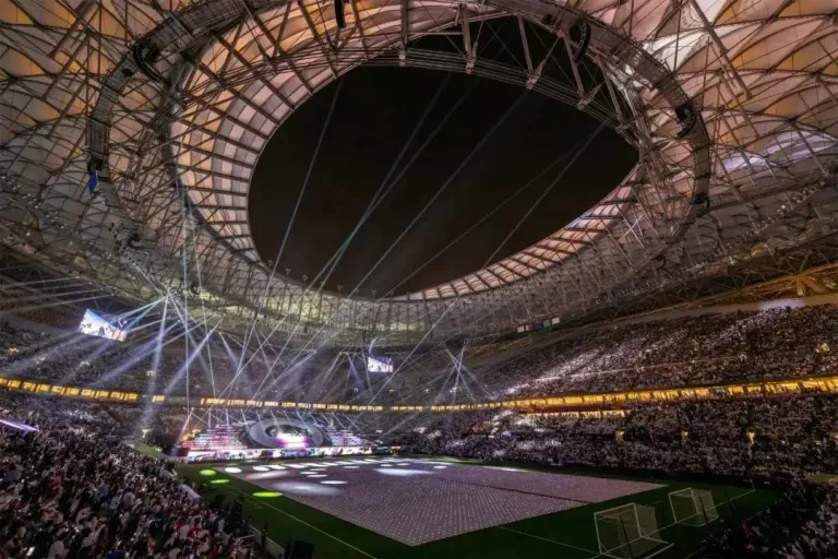 Qatar 2022 World Cup, Huayi Lighting shines inside and outside the stadium!