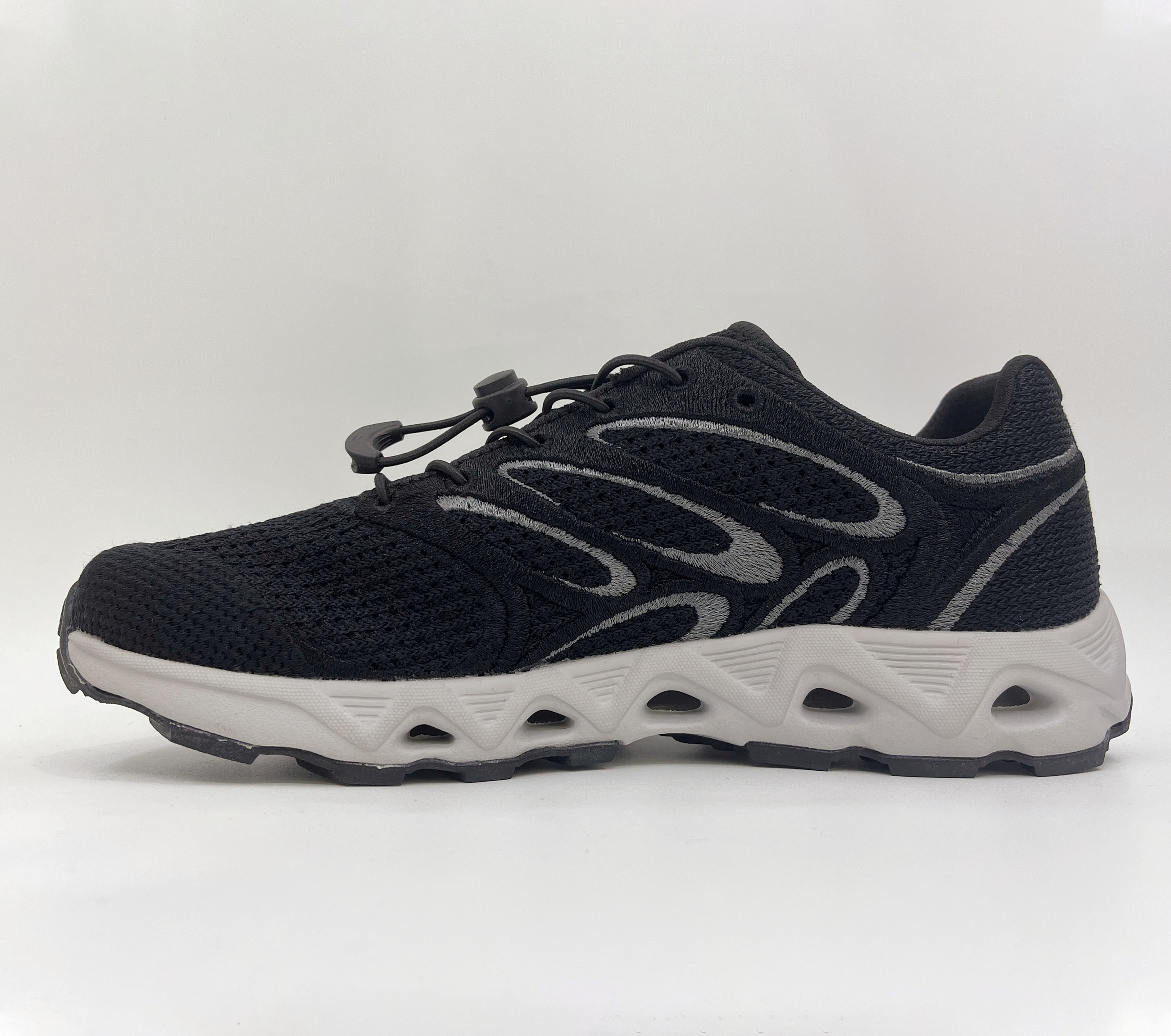 Cheap mesh upper breathable casual running men sport shoes from China manufacturer