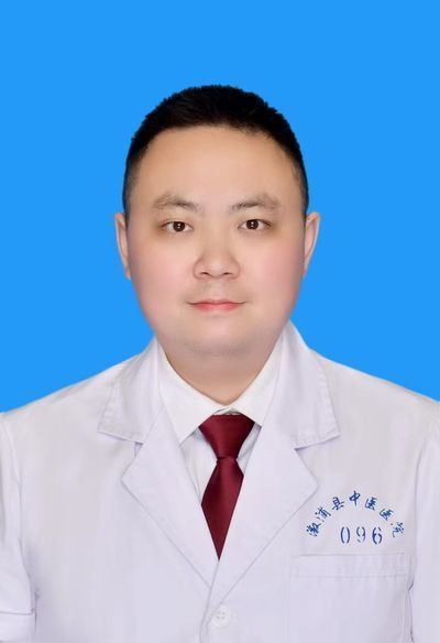 瞿章成