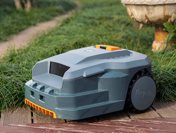 Lawn Mowing Robot