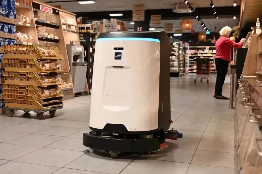 robotic mopping machine