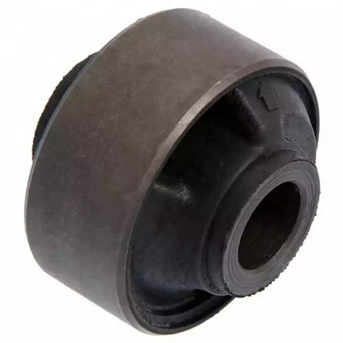 Car Auto Parts Rubber Suspension Arm Bushing 55135-0M000 55130-2J000 55135-4B000 55130-2F000 for Nissan SUNNY IV Saloon (B15)