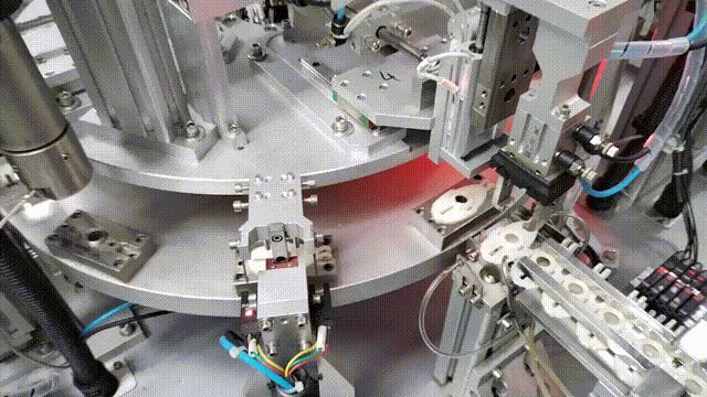 Automatic production line for precise drug delivery