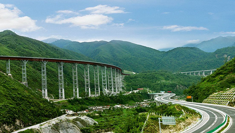 Ya'an to Xichang Expressway