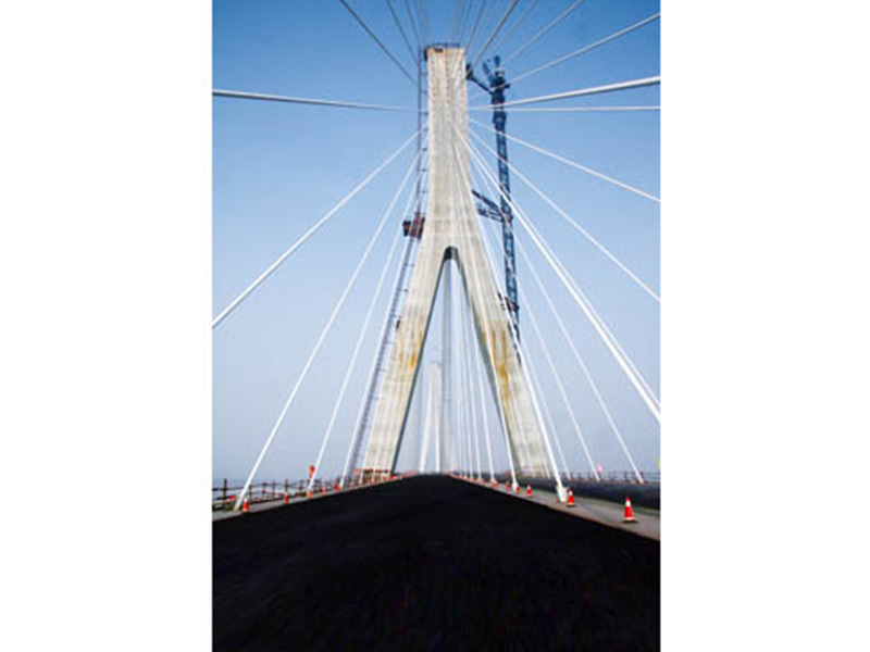 武汉天兴洲长江大桥钢桥面环氧沥青铺装工程