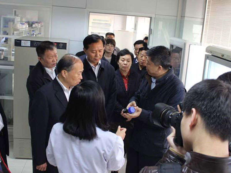 东营市政协主席陈泽浦一行到公司参观考察
