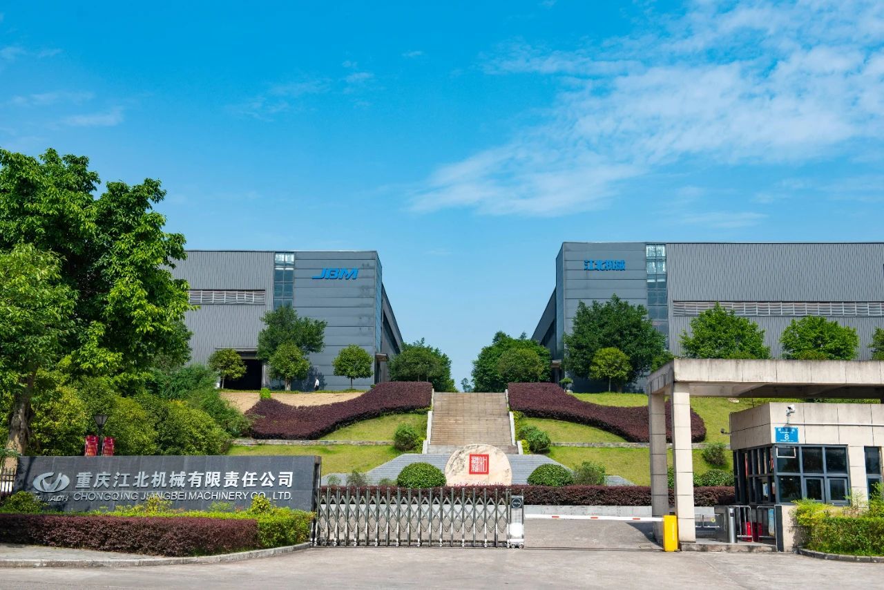 精準(zhǔn)把脈、匠心維修：重慶江北機(jī)械助力客戶進(jìn)口品牌離心機(jī)重?zé)ㄐ律? title=