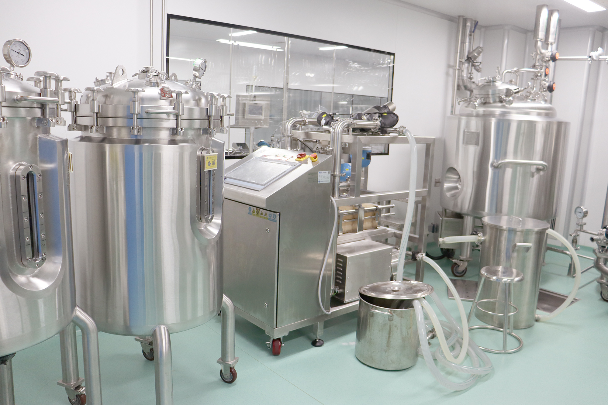 Fully automated ultrafiltration system