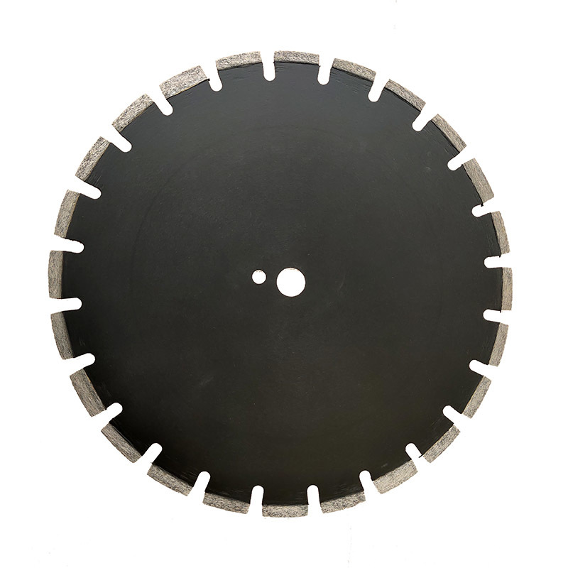 Road cutting blade