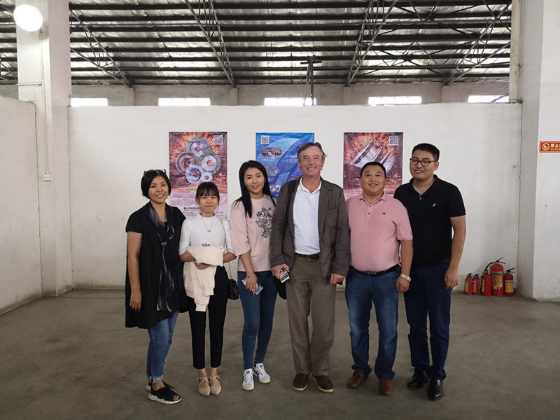 2018-10-17 Foreign customers come to visit our company