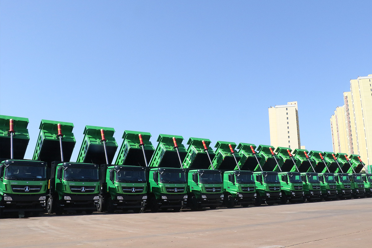 Electric heavy truck fleet