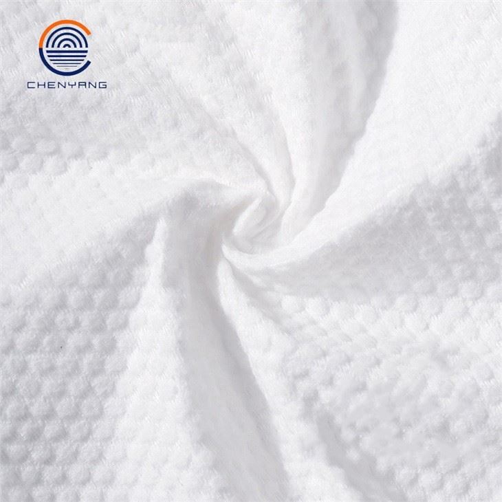 ぬれたワイプのための 30% ポリエステル 70% のビスコース スパンレースの Nonwoven の生地ロール