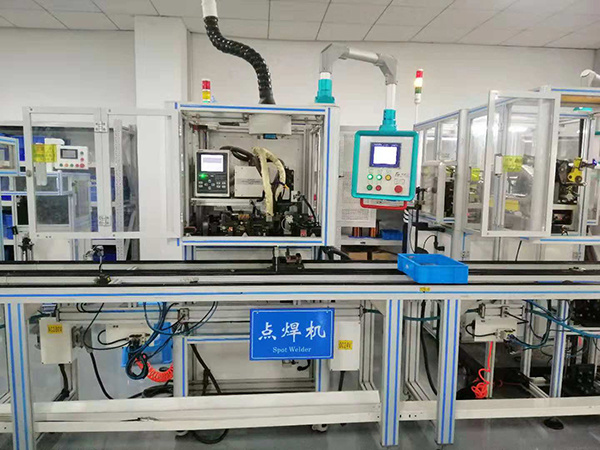 點焊機