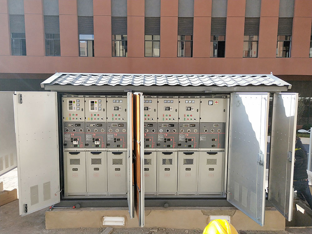 Outdoor switching station