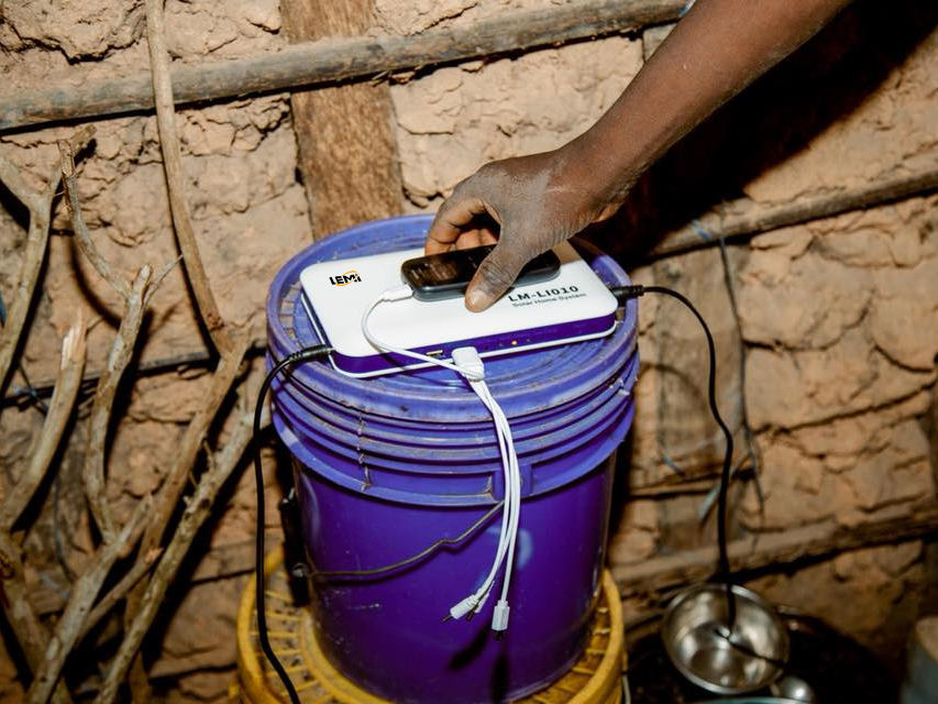 solar system charging phone solar system charging phone