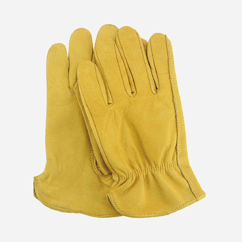 Golden cowhide driver gloves