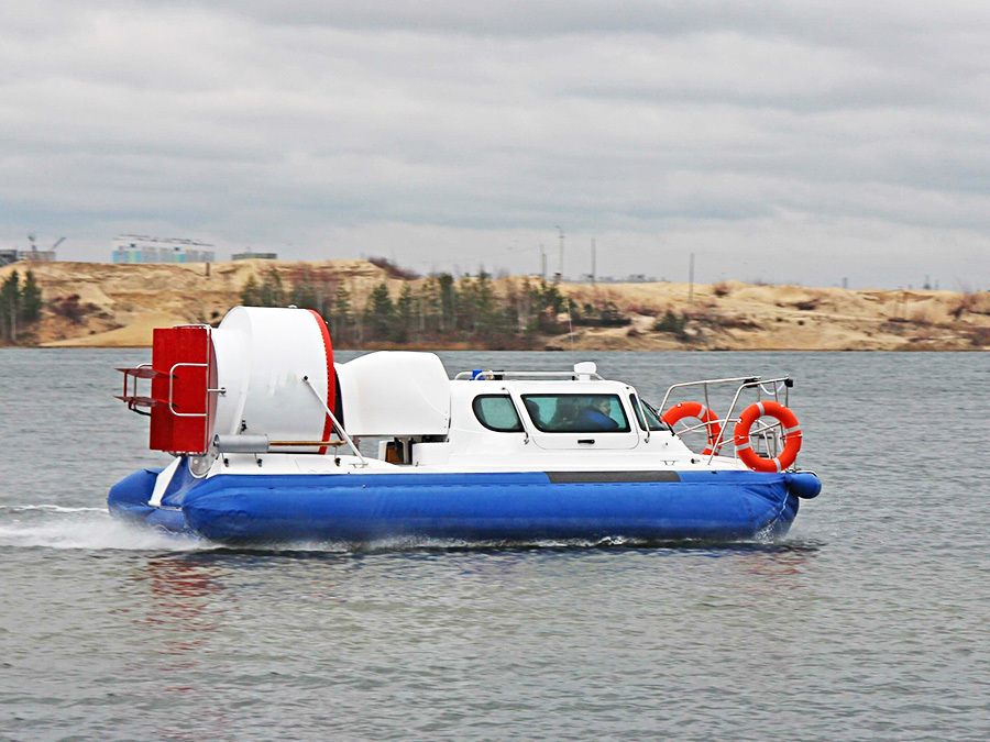 6 Passenger Full Cushion Lift Hovercraft