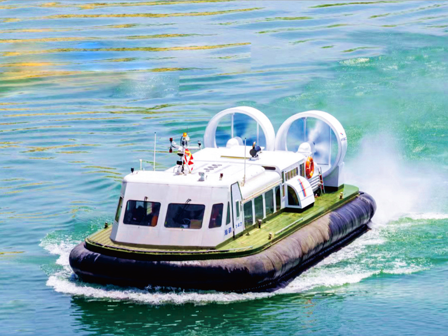 30 Passenger Full Cushion Lifting Hovercraft 30 Passenger Full Cushion Lifting Hovercraft