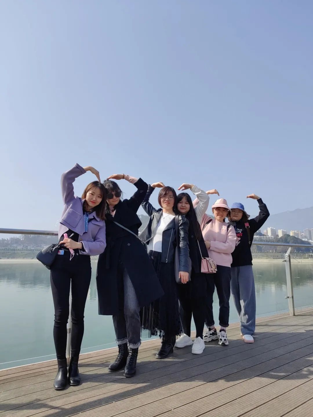 Welcome the top 20 women to bloom