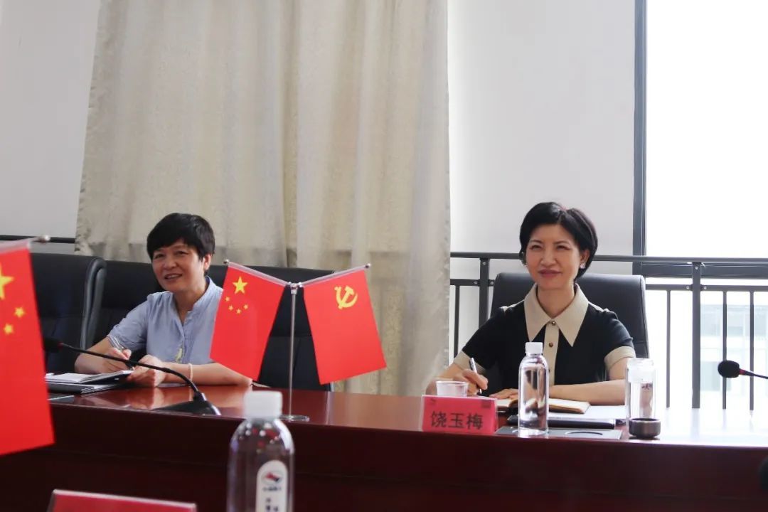 Build a bridge for interaction between government and enterprises to help Zhongnan Pengli develop with high quality