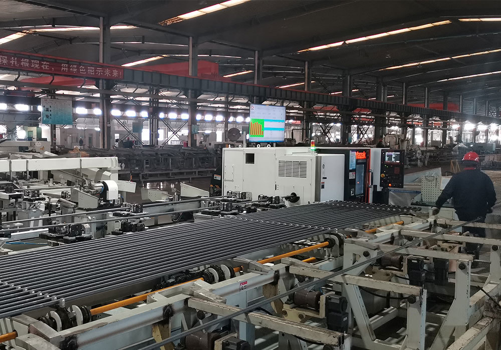 Sucker rod - automatic thread processing production line