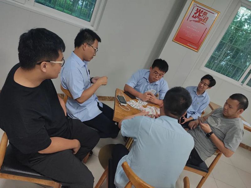 "Chess" gathers together - 2021 "Golden Heron Cup" chess and card competitions are a complete success