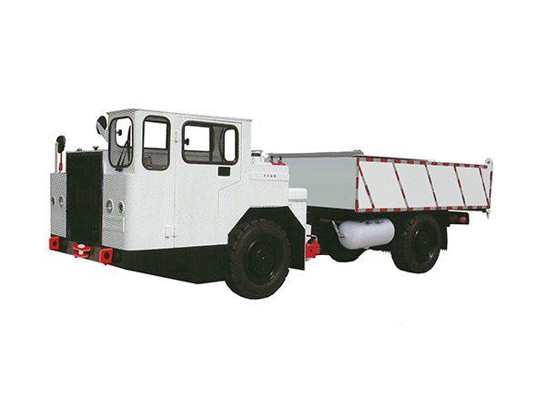 防爆柴油機無軌膠輪—平推卸載車（WCJ5E/WCJ8E）