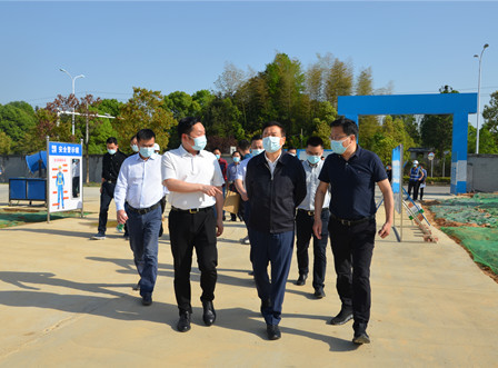 湖南省副省長陳飛調研公司超精密光學制造產業園一期項目