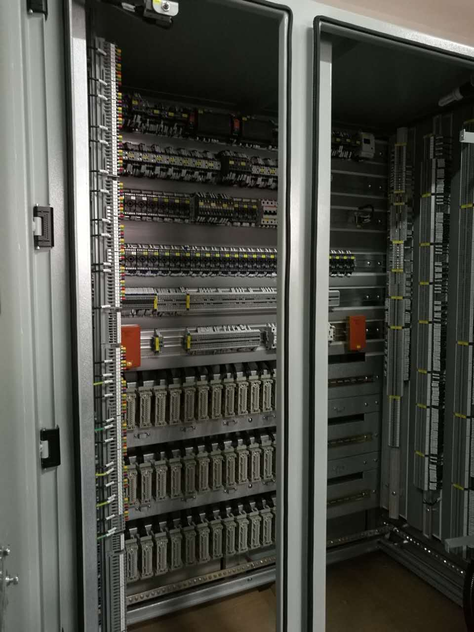 ABB high-voltage 550KV-LCC cabinet