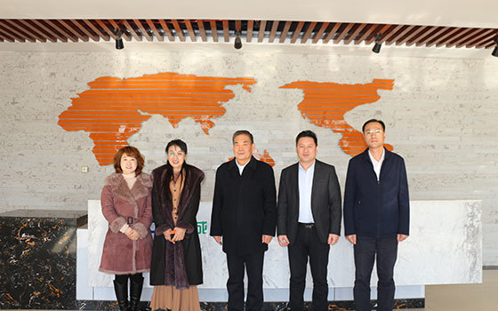 Warmly welcome the leaders of the Propaganda Department of Linyi Municipal Party Committee to visit the company to guide the work