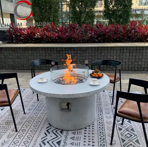 Enjoy the warmth in the garden: Garden Gas Fire Pit