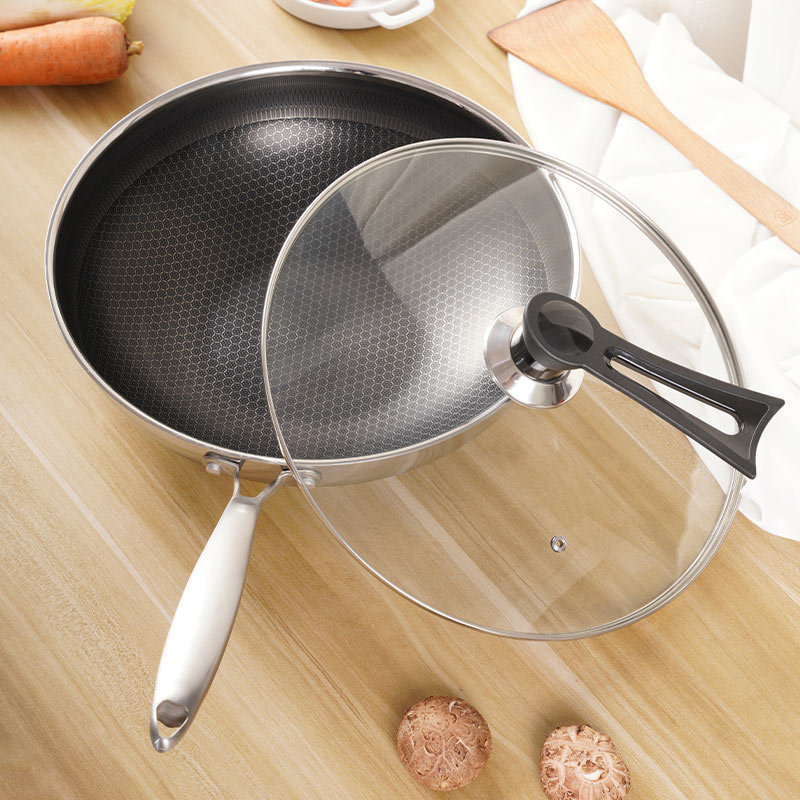 Double-sided frying pan