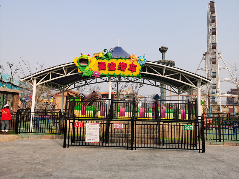 Landscape film of Anhui Linquan Fengshen magic Valley Amusement Park (green worm)